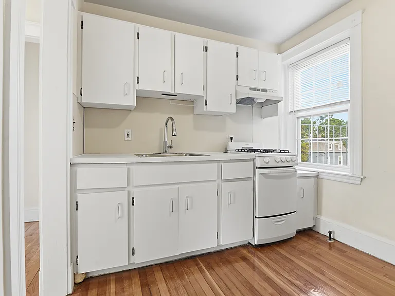 0 Greenleaf St #24 — Photo 5