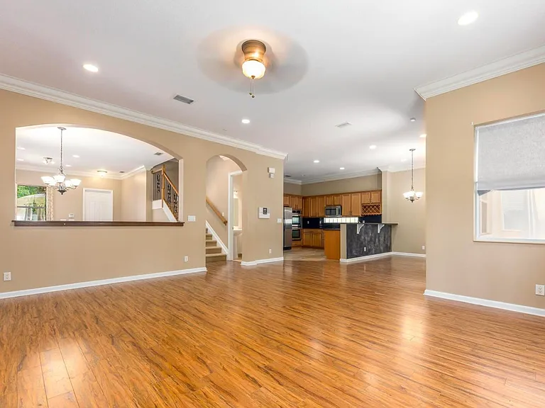 1088 Grove Park Cir — Photo 9