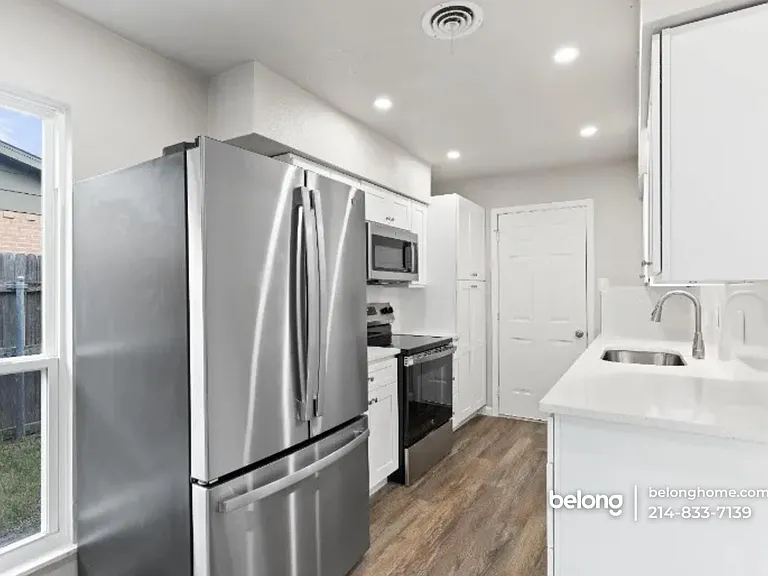 819 Wateka Way — Photo 7