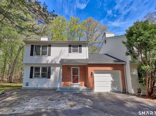 Millbrook Commons, Windsor, CT 06095