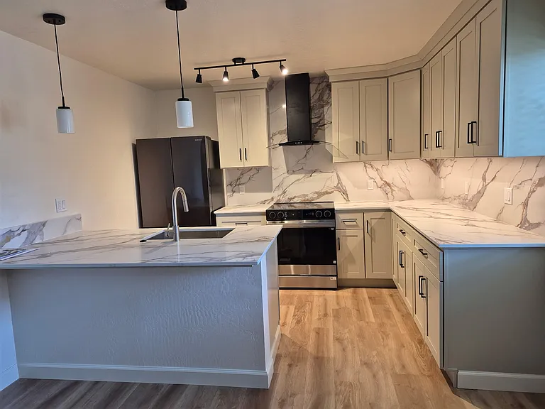 4475 Diamond St #1 — Photo 1