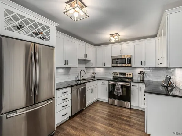 625 S Alton Way #10B, Denver, CO 80247