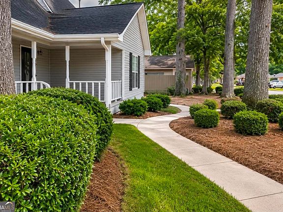 2nd image of 419 Sentry Oak Dr