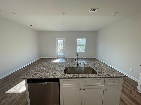 2nd image of 91-6031 Bemiss Town Dr