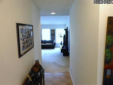 3rd image of 4686 Glenview Ct
