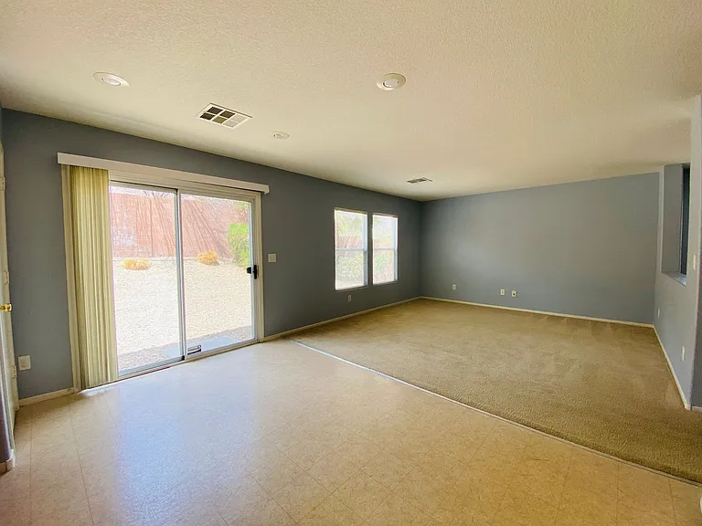 11212 Salentino Ave — Photo 6