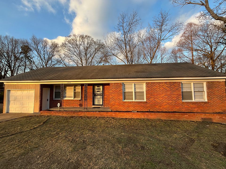 1st image of 1306 Randall Dr