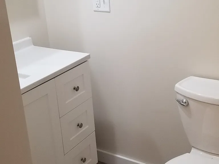 49 Washington Ave #2R — Photo 3