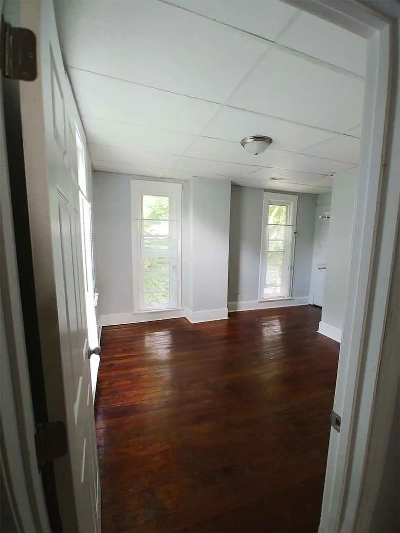 1416 Main Street — Photo 2