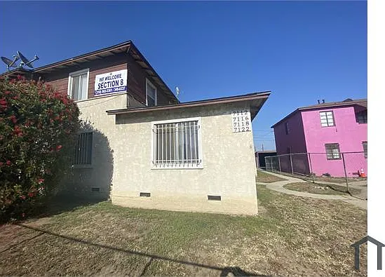 7116 West Blvd — Photo 1