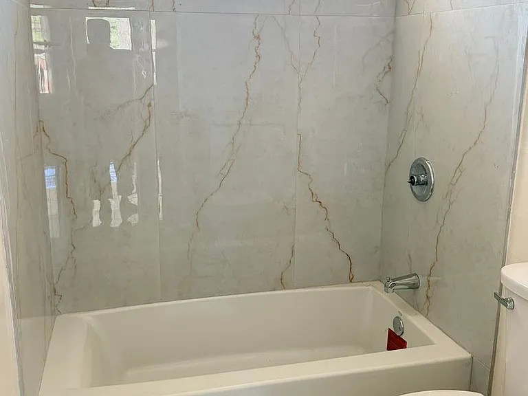 15414 Eleanor Ln — Photo 9