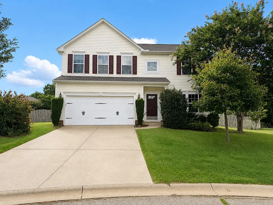 26 Suwannee Ct