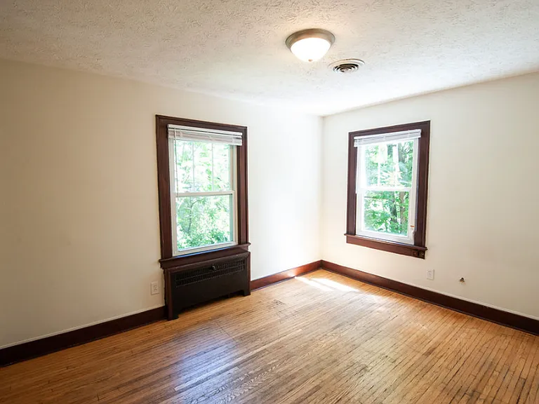706 N Washington St — Photo 20