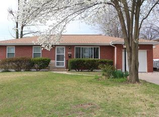 4150 Rexford Dr, Saint Louis, MO 63125