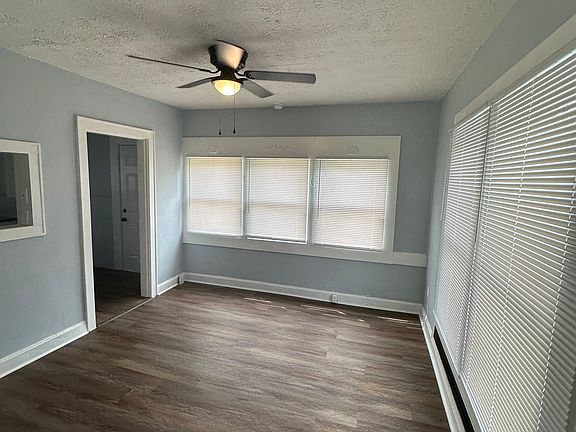 4th image of 993 E 18th Ave