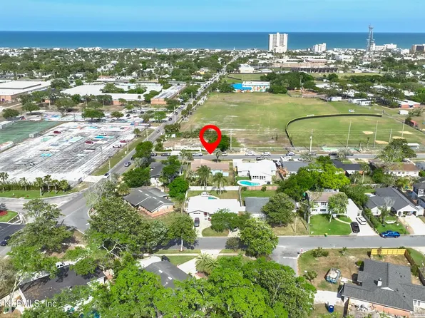 2056 10TH Street N, Jacksonville Beach, FL 32250