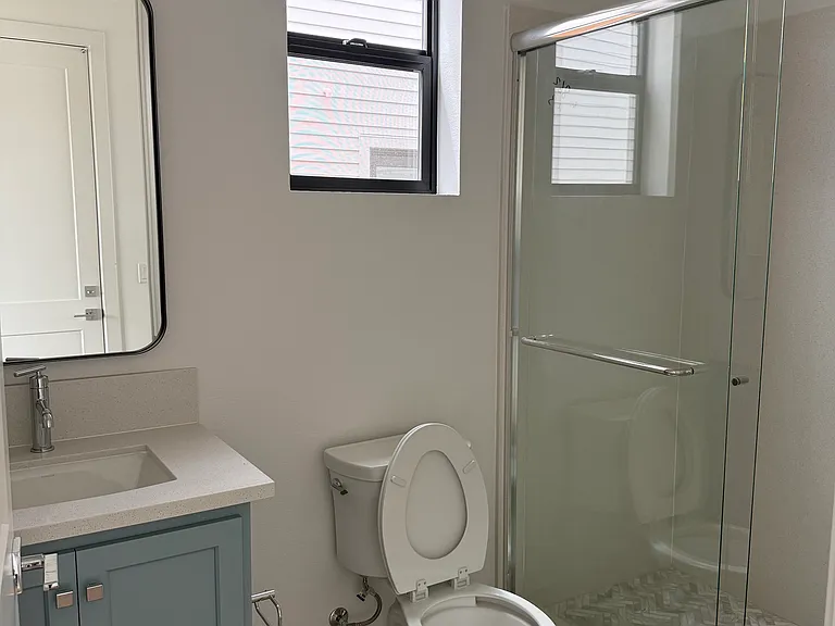 2320 Bayside Ave — Photo 15
