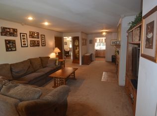 13 Cromwell Ct, Ewing, NJ 08628