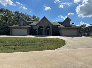3925 N 1st Ave, Durant, OK 74701