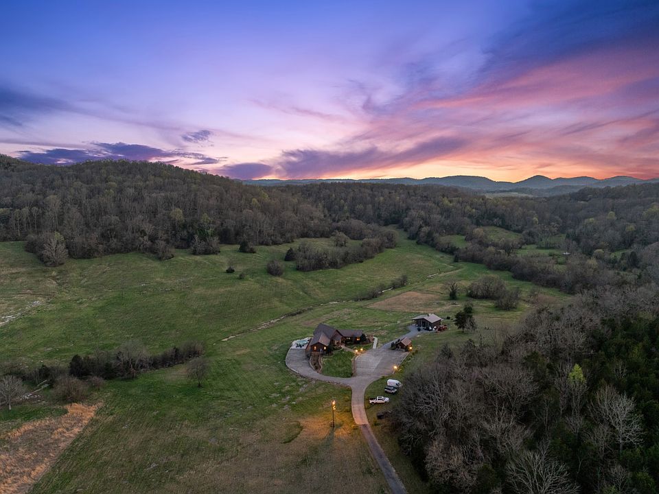 64th image of 2063 Kennedy Creek Rd