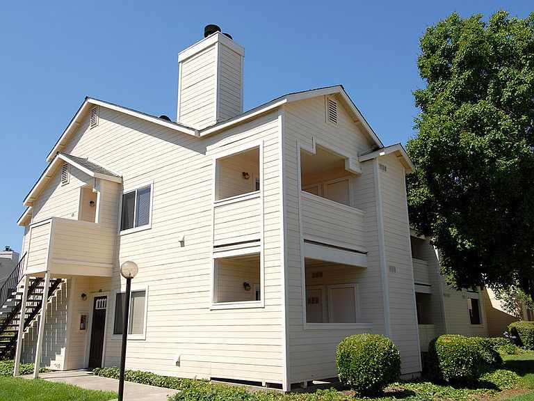 Crown Ridge Apartment Rentals Modesto, CA Zillow