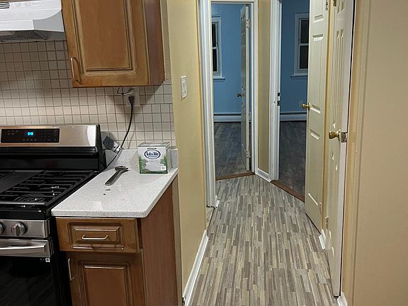 5th image of 728 Commonwealth Ave #1