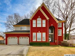 1407 Cedarhurst Ct SW, Decatur, AL 35603