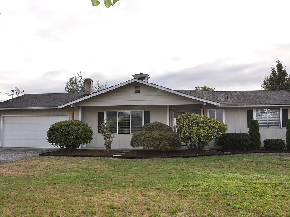 1st image of 17905 22nd Ave E