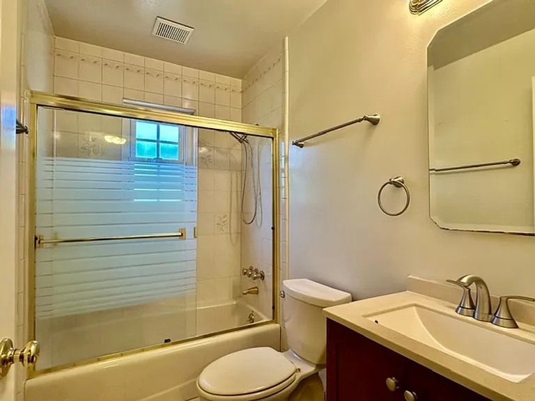 19991 Merribrook Dr — Photo 11
