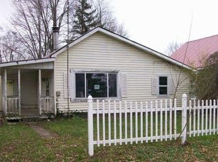 7465 N Etna Rd, Larwill, IN 46764