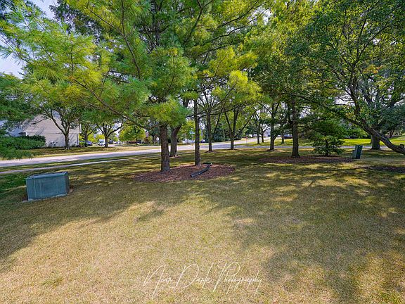 5th image of 36169 N Back Bay Ct