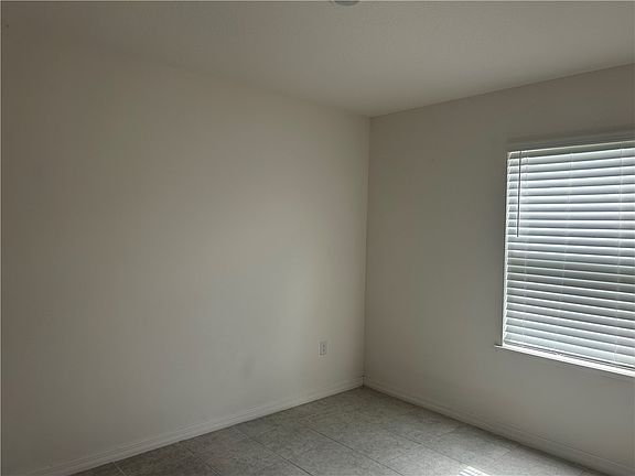 5th image of 8616 100th Ct