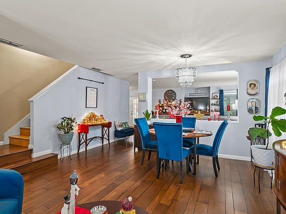 4th image of 380 Manning Way