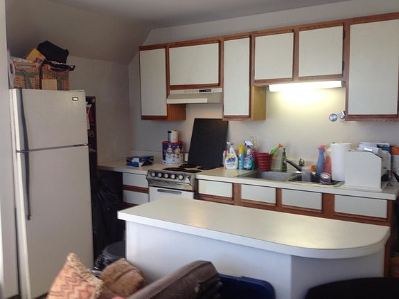 3rd image of 1200 W 10th St APT 1