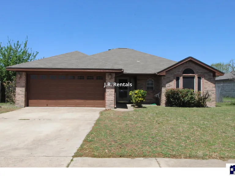 4209 Adobe Dr — Photo 1