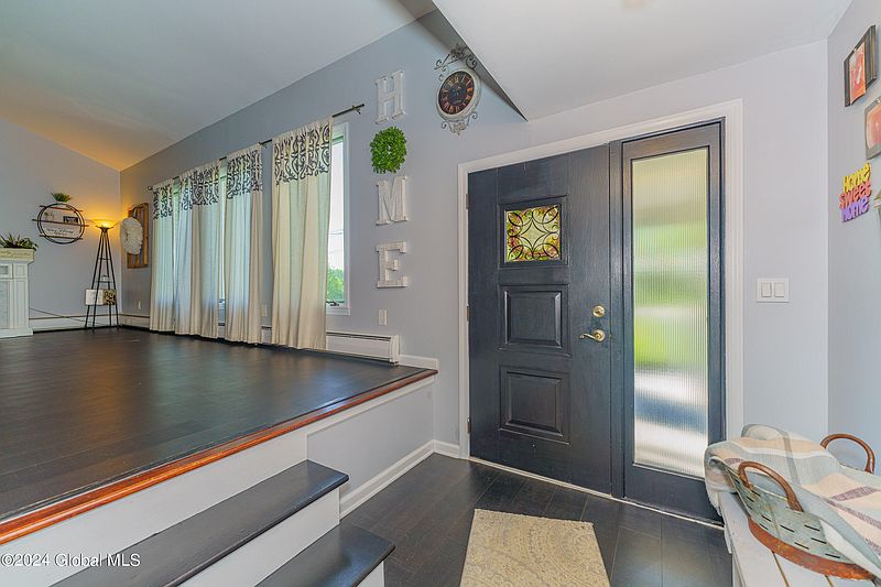 4th image of 358 Darrow Road