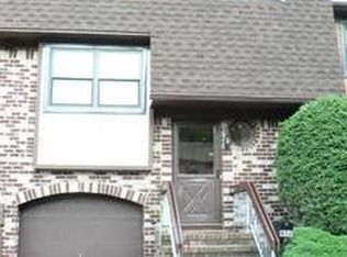 406 Merrywood Dr, Edison, NJ 08817