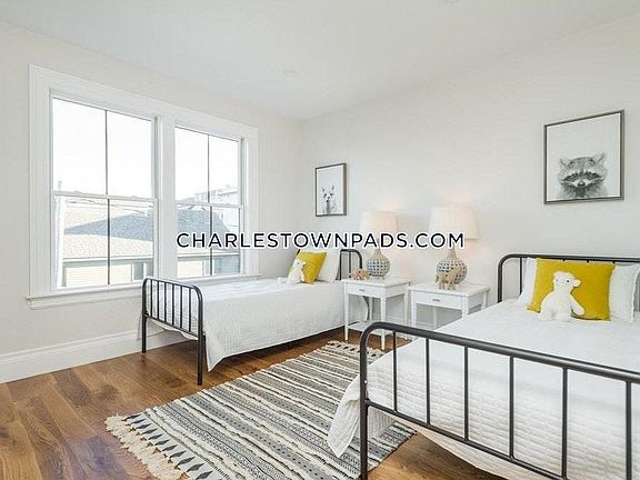 4th image of 56 Belmont St #3A