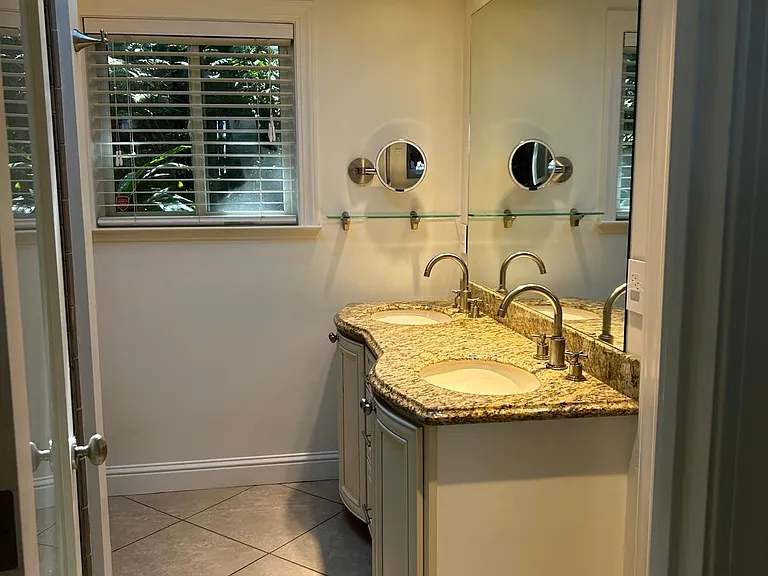8 Fern Ave — Photo 24