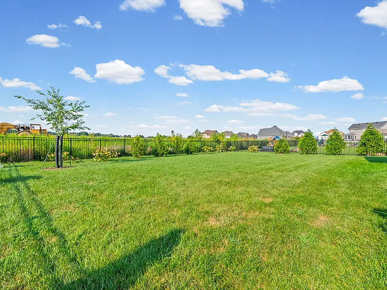 538 Fieldview Way — Photo 37