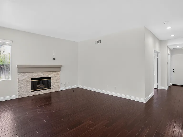 692 Bundy Way — Photo 16