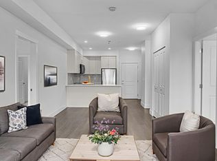 9983 Barnston Dr E #204, Surrey, BC