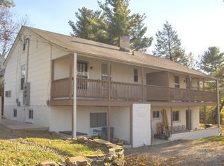 821-1 Montgomery St, Blacksburg, VA 24060