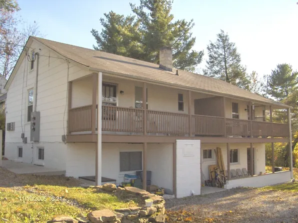 821-1 Montgomery St, Blacksburg, VA 24060