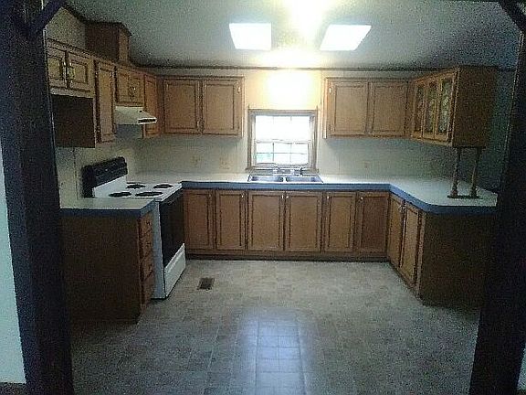 Kitchen/skylights