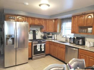 44 5th Ave, New Rochelle, NY 10801