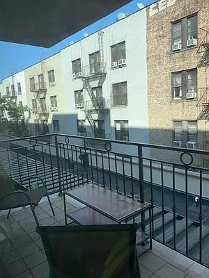 Rented by Oxford Property Group | media 7