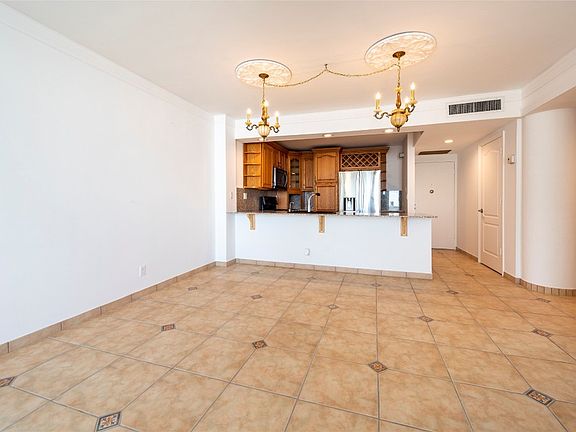 3rd image of 3725 S Ocean Dr APT 1406