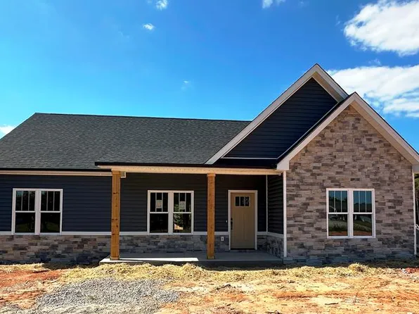 3725 Kentuck Rd, Ringgold, VA 24586