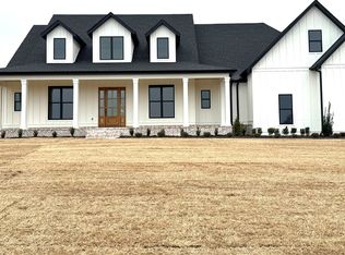 241 Fawn Way, Elm Springs, AR 72762